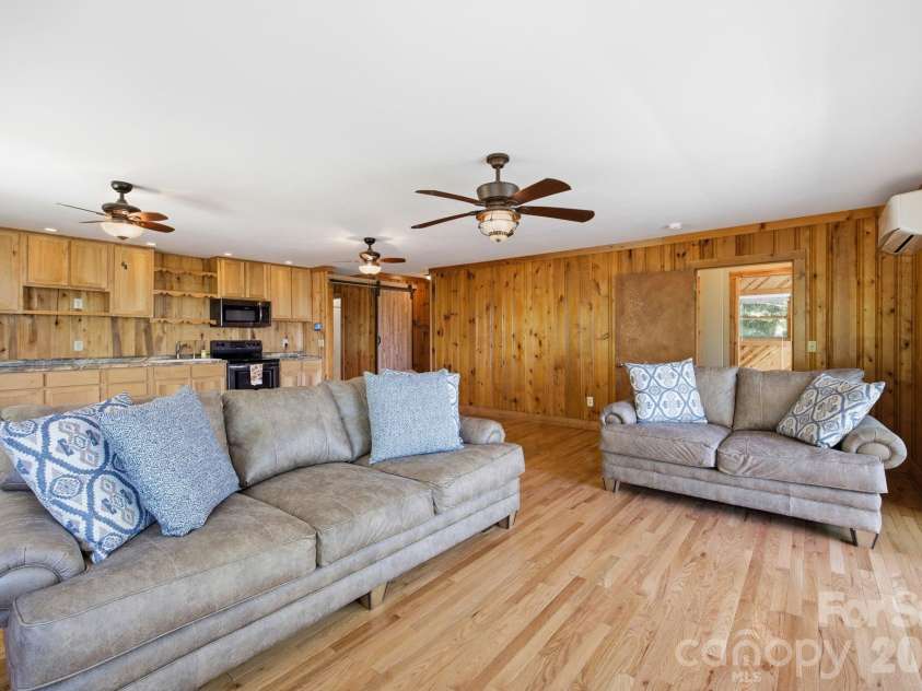 199 Alpine Drive, Marion, NC 28655.  MLS# CAR4371799, YatesRealty ID 17572. Living room