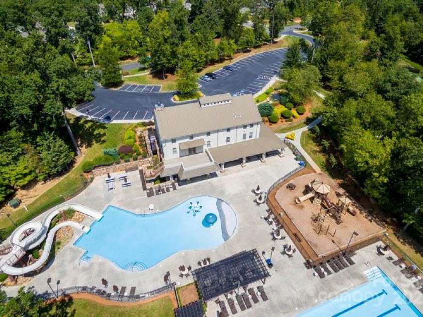 3020 Sewee Lane, Waxhaw, NC 28173.  MLS# CAR4210967, YatesRealty ID 17573. Lawson pool area