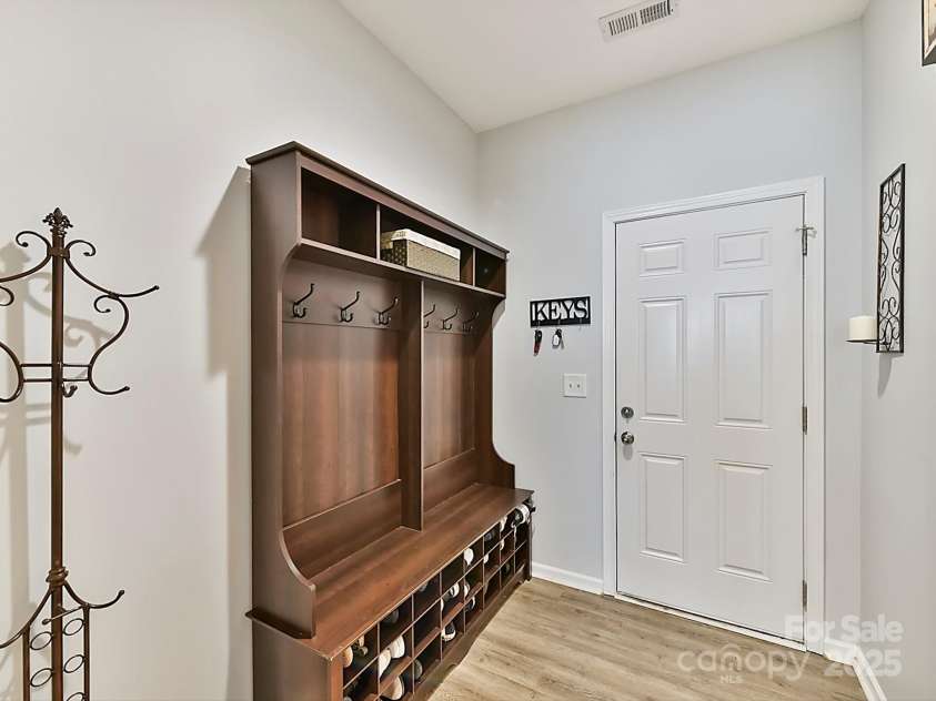 3020 Sewee Lane, Waxhaw, NC 28173.  MLS# CAR4210967, YatesRealty ID 17573. Spacious dropzone w/coatrack/shoe cubbies