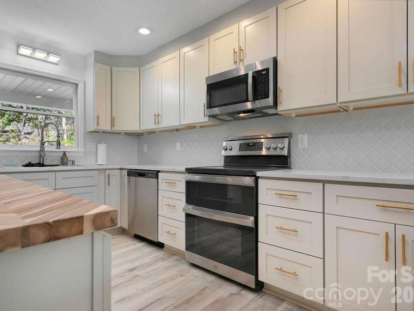 1388 King Road, Pisgah Forest, NC 28768.  MLS# CAR4373553, YatesRealty ID 17574. 