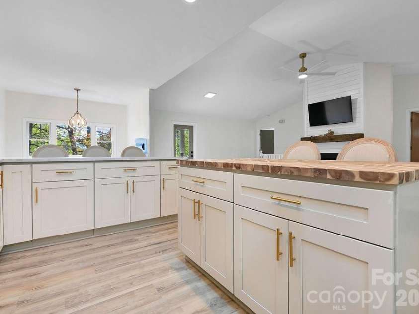 1388 King Road, Pisgah Forest, NC 28768.  MLS# CAR4373553, YatesRealty ID 17574. 