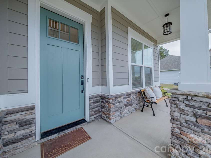 3010 Alveston Drive, Concord, NC 28027.  MLS# CAR4374332, YatesRealty ID 17575. 