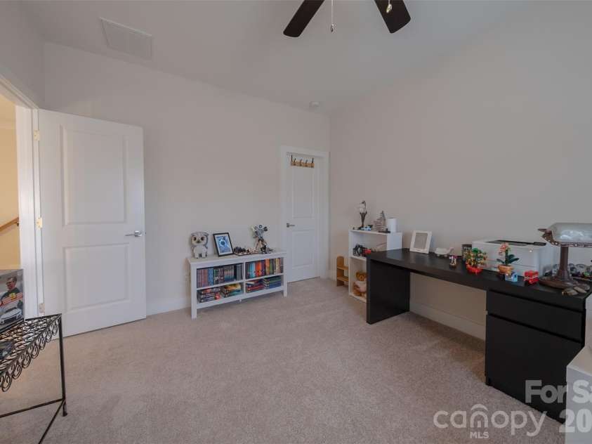3010 Alveston Drive, Concord, NC 28027.  MLS# CAR4374332, YatesRealty ID 17575. 