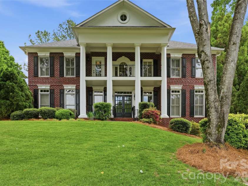 16219 Millsford Court, Charlotte, NC 28277.  MLS# CAR4373977, YatesRealty ID 17576. 