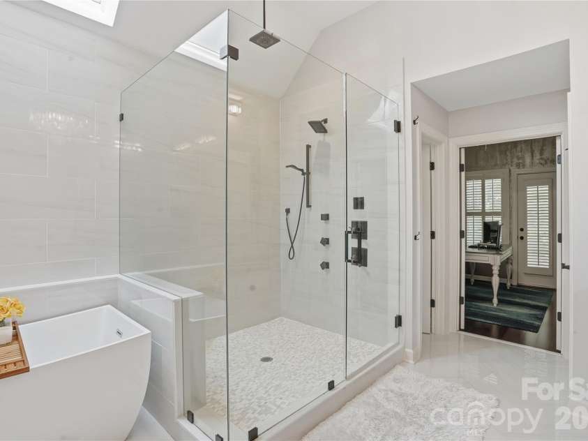 16219 Millsford Court, Charlotte, NC 28277.  MLS# CAR4373977, YatesRealty ID 17576. 