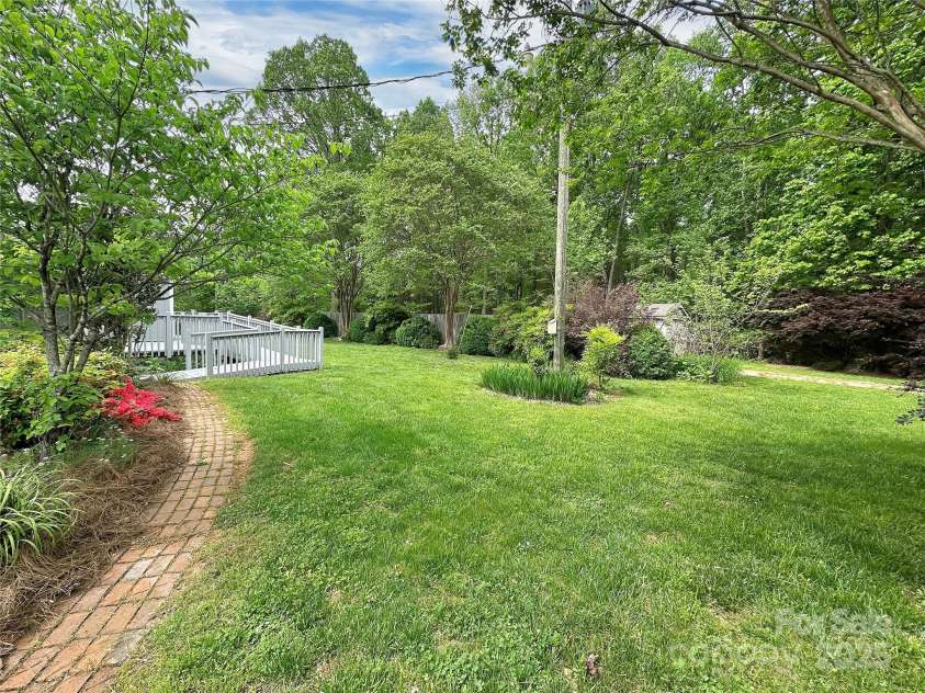 104 Tobe Bridge Road, Kings Mountain, NC 28086.  MLS# CAR4255478, YatesRealty ID 17577. 