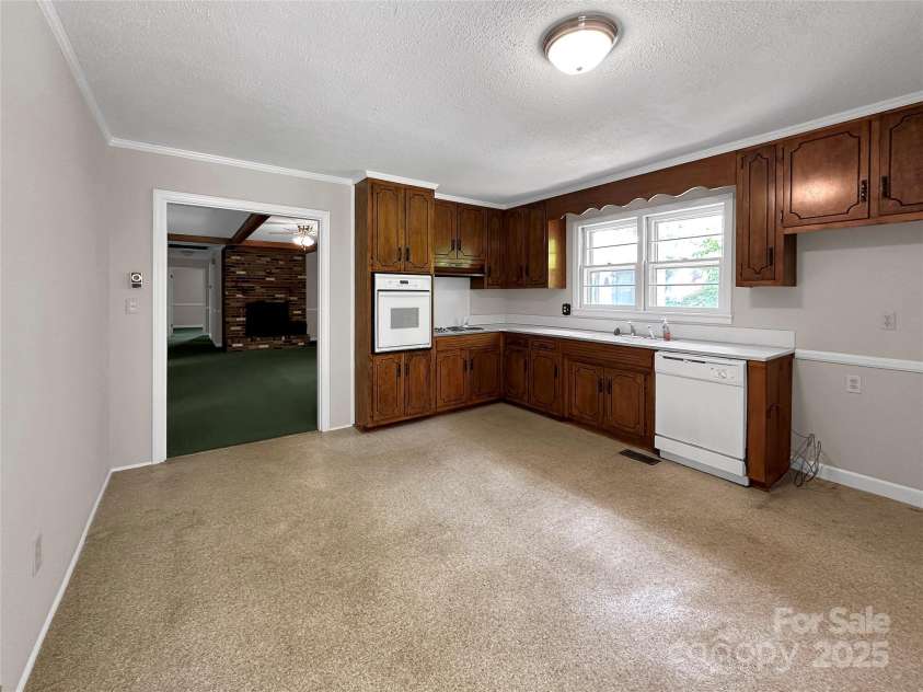 104 Tobe Bridge Road, Kings Mountain, NC 28086.  MLS# CAR4255478, YatesRealty ID 17577. 