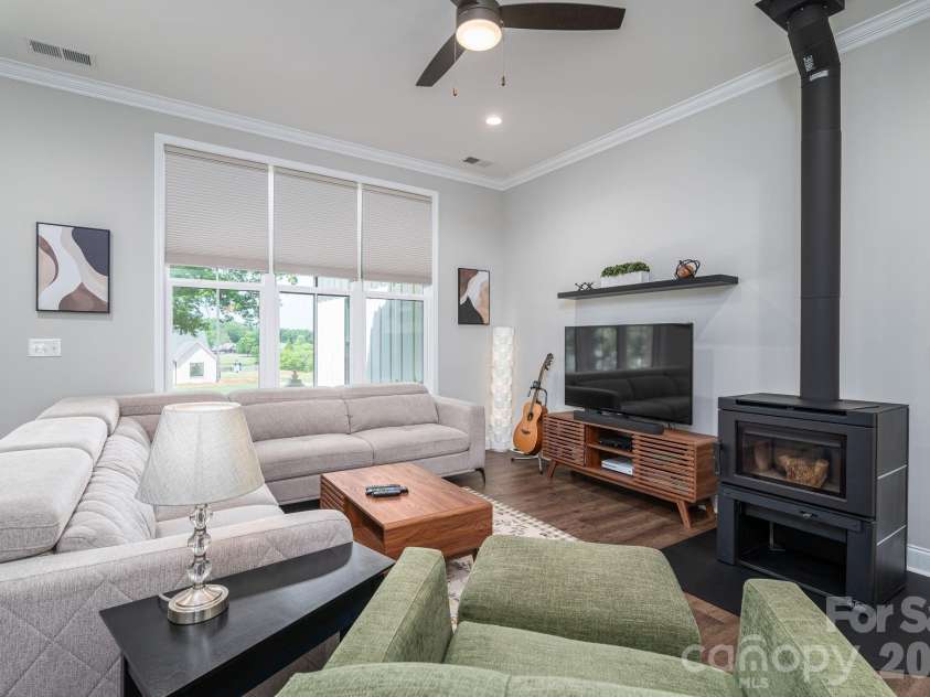 1894 Cline Farm Road, Lincolnton, NC 28092.  MLS# CAR4374586, YatesRealty ID 17577. 