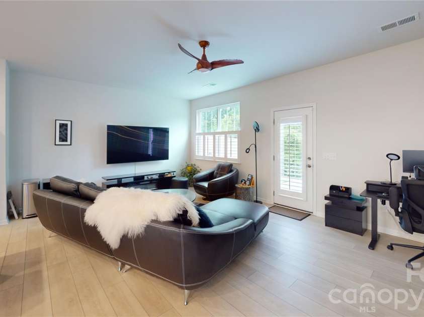 13057 Cottage Crest Lane, Charlotte, NC 28273.  MLS# CAR4374249, YatesRealty ID 17578. 