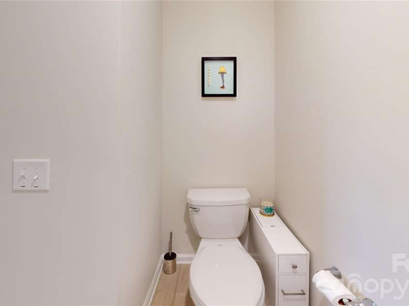 13057 Cottage Crest Lane, Charlotte, NC 28273.  MLS# CAR4374249, YatesRealty ID 17578. 