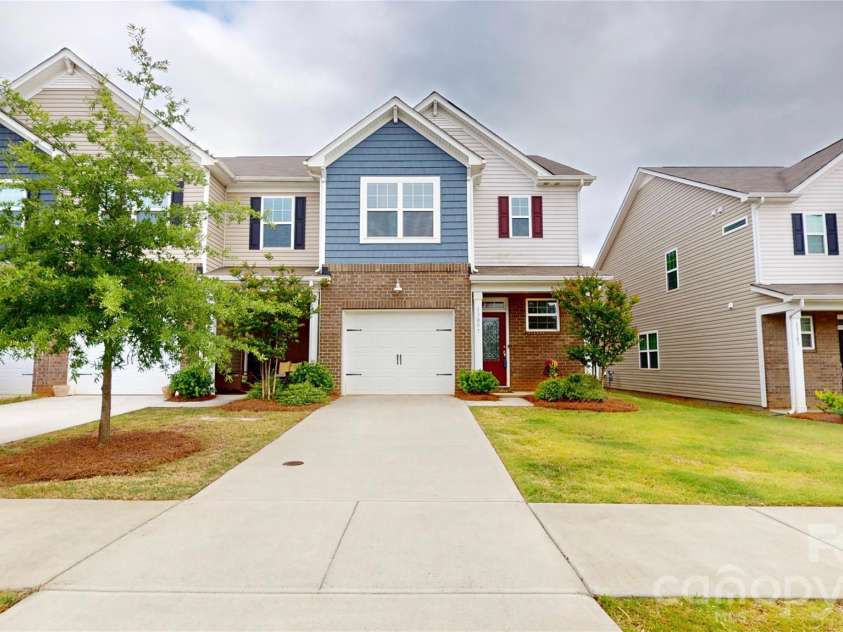 13057 Cottage Crest Lane, Charlotte, NC 28273.  MLS# CAR4374249, YatesRealty ID 17578. 
