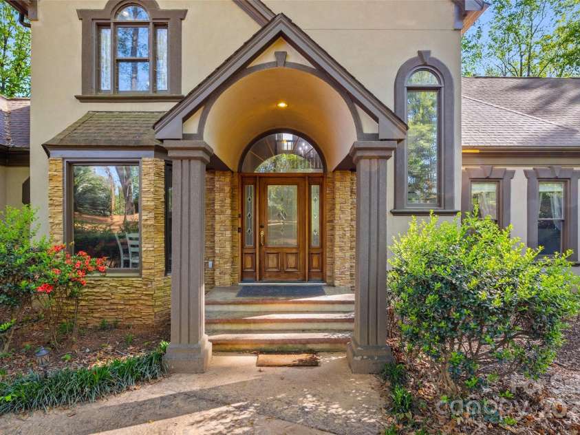 252 Greyfriars Road, Mooresville, NC 28117.  MLS# CAR4242527, YatesRealty ID 17579. 