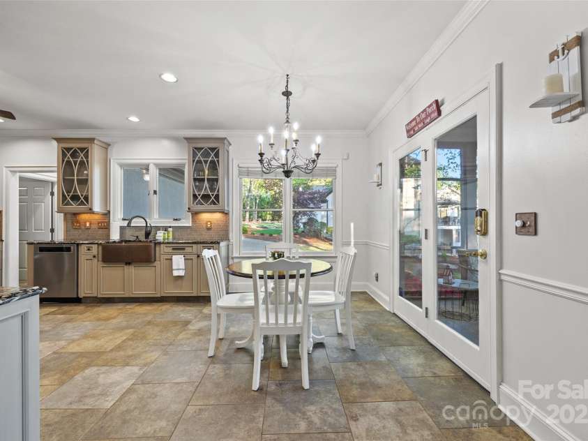 252 Greyfriars Road, Mooresville, NC 28117.  MLS# CAR4242527, YatesRealty ID 17579. 