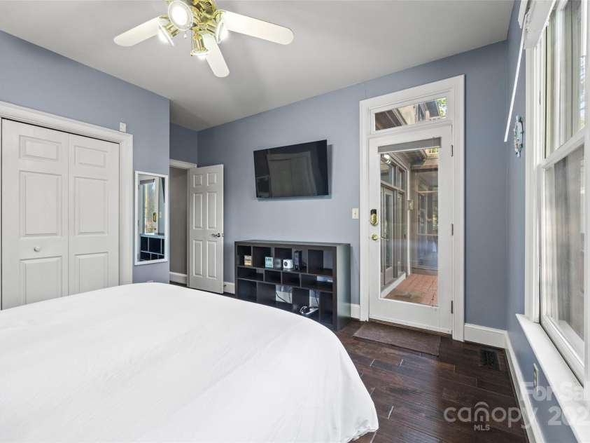 252 Greyfriars Road, Mooresville, NC 28117.  MLS# CAR4242527, YatesRealty ID 17579. 
