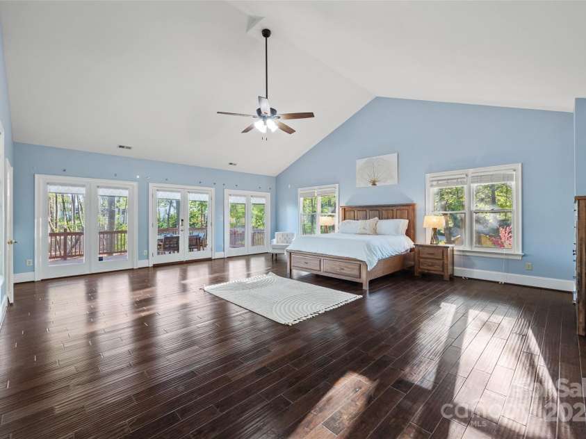 252 Greyfriars Road, Mooresville, NC 28117.  MLS# CAR4242527, YatesRealty ID 17579. 