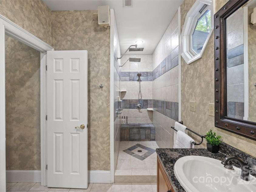 252 Greyfriars Road, Mooresville, NC 28117.  MLS# CAR4242527, YatesRealty ID 17579. 