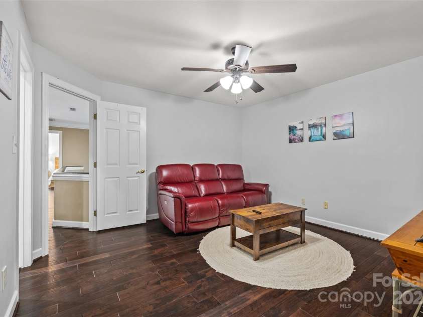 252 Greyfriars Road, Mooresville, NC 28117.  MLS# CAR4242527, YatesRealty ID 17579. 