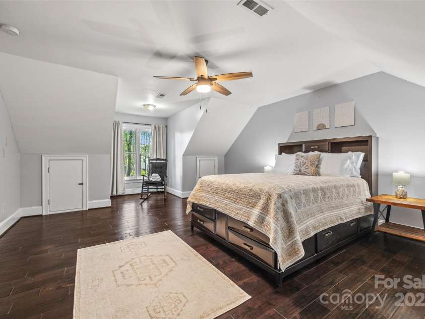 252 Greyfriars Road, Mooresville, NC 28117.  MLS# CAR4242527, YatesRealty ID 17579. 
