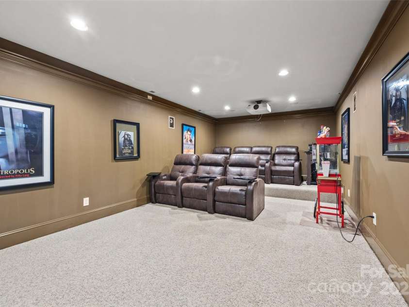 252 Greyfriars Road, Mooresville, NC 28117.  MLS# CAR4242527, YatesRealty ID 17579. 