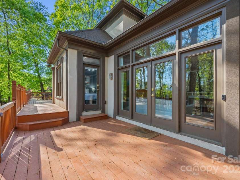 252 Greyfriars Road, Mooresville, NC 28117.  MLS# CAR4242527, YatesRealty ID 17579. 