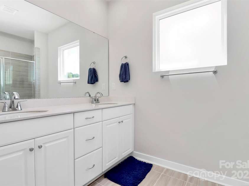 9521 Munsing Drive, Charlotte, NC 28269.  MLS# CAR4302669, YatesRealty ID 1758. 