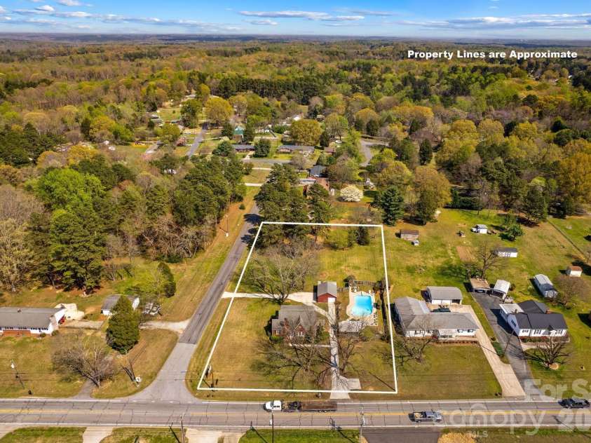 4660 US Highway 601 Highway, Salisbury, NC 28147.  MLS# CAR4363618, YatesRealty ID 17580. 