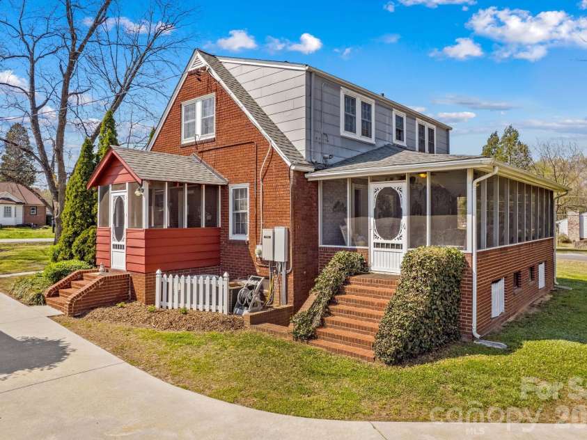 4660 US Highway 601 Highway, Salisbury, NC 28147.  MLS# CAR4363618, YatesRealty ID 17580. 