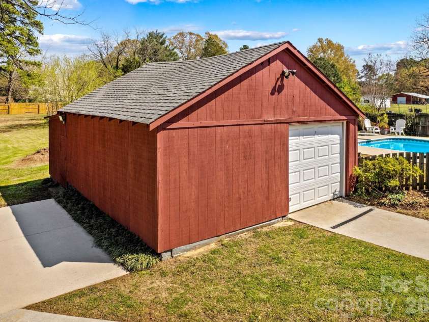 4660 US Highway 601 Highway, Salisbury, NC 28147.  MLS# CAR4363618, YatesRealty ID 17580. 