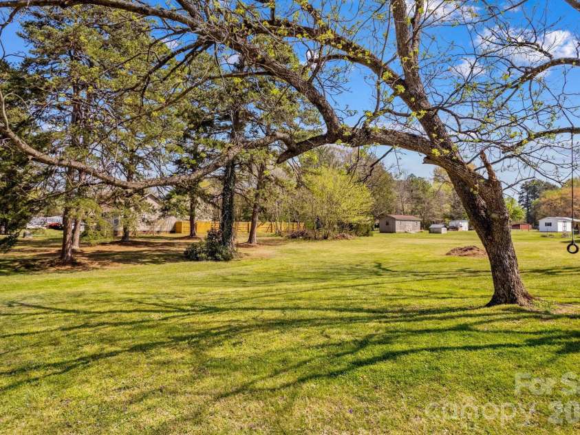4660 US Highway 601 Highway, Salisbury, NC 28147.  MLS# CAR4363618, YatesRealty ID 17580. 