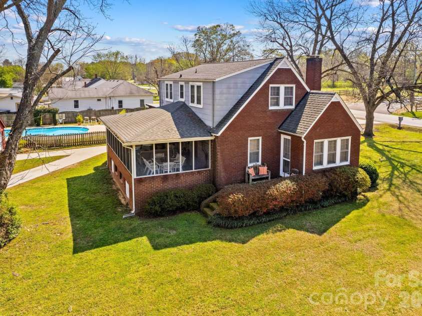 4660 US Highway 601 Highway, Salisbury, NC 28147.  MLS# CAR4363618, YatesRealty ID 17580. 
