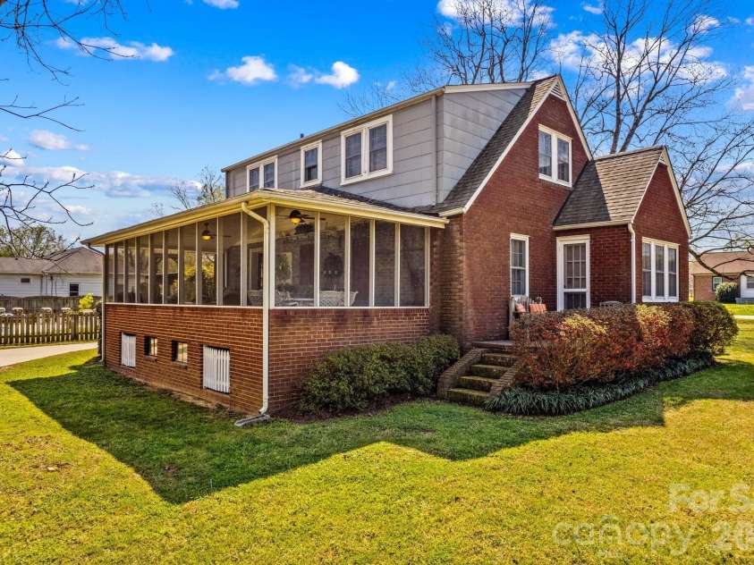 4660 US Highway 601 Highway, Salisbury, NC 28147.  MLS# CAR4363618, YatesRealty ID 17580. 