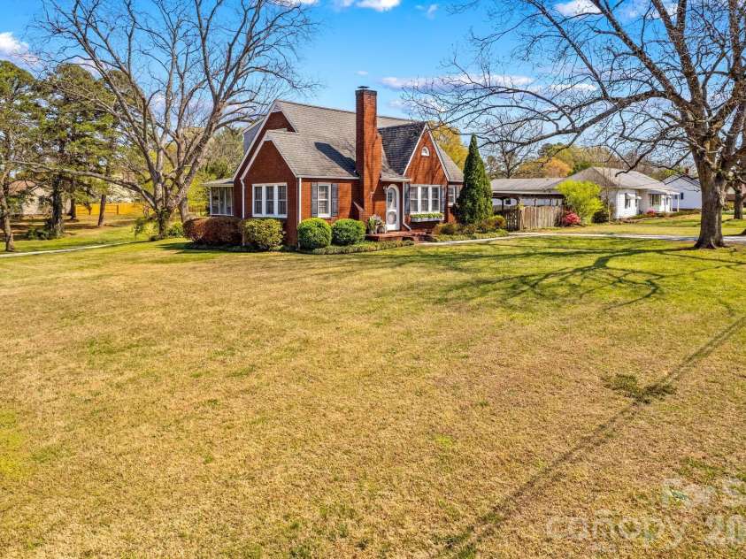 4660 US Highway 601 Highway, Salisbury, NC 28147.  MLS# CAR4363618, YatesRealty ID 17580. 