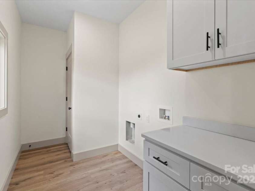 705 Sunderland Road, Concord, NC 28027.  MLS# CAR4259078, YatesRealty ID 17581. 