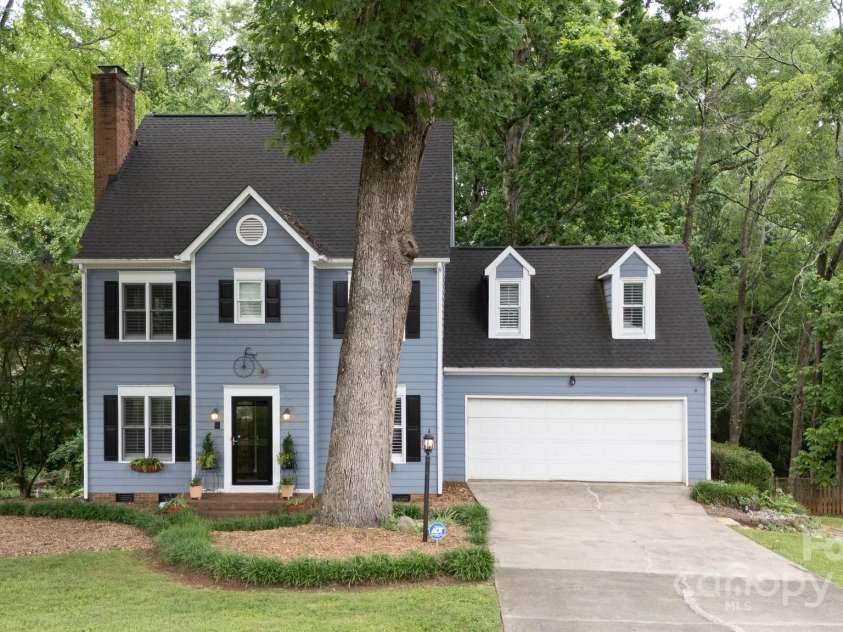 211 Southfork Drive, Belmont, NC 28012.  MLS# CAR4259724, YatesRealty ID 17582. 