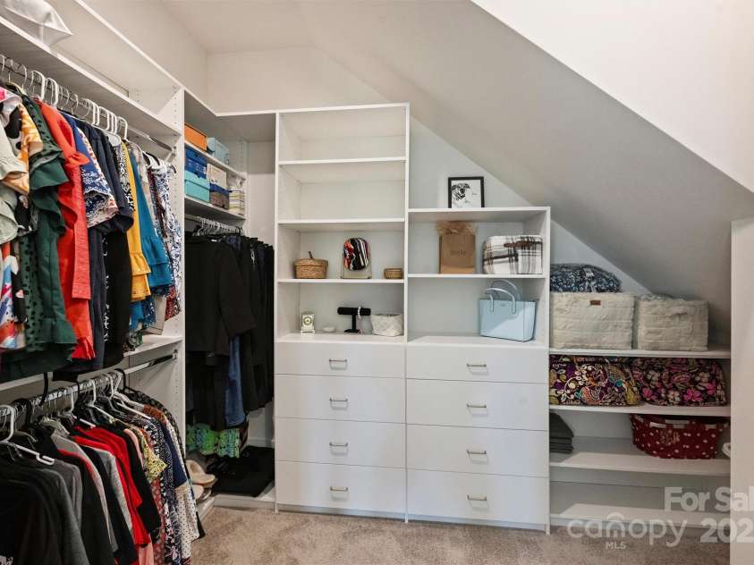 1133 Idyllic Lane, Waxhaw, NC 28173.  MLS# CAR4319986, YatesRealty ID 17583. Walk in Custom Closet