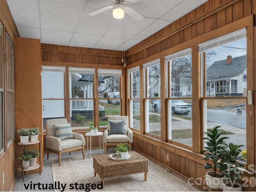 215 King Street, Gastonia, NC 28052.  MLS# CAR4335649, YatesRealty ID 17585. 