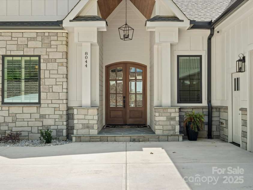 8044 Edgewater Drive, Norwood, NC 28128.  MLS# CAR4252013, YatesRealty ID 17585. 