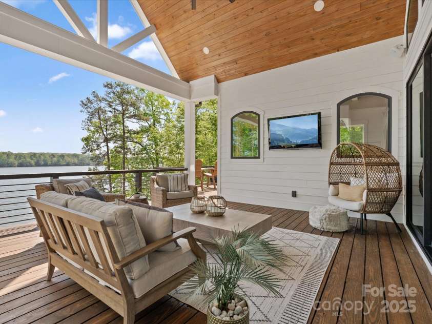 8044 Edgewater Drive, Norwood, NC 28128.  MLS# CAR4252013, YatesRealty ID 17585. 