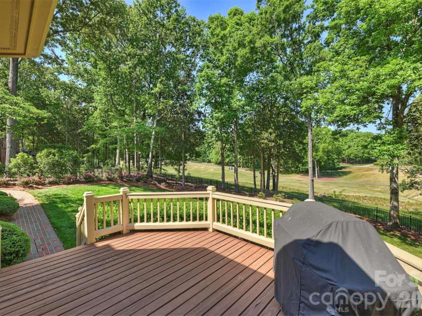4227 Shepherdleas Lane, Charlotte, NC 28277.  MLS# CAR4358480, YatesRealty ID 17586. Deck off the Porch