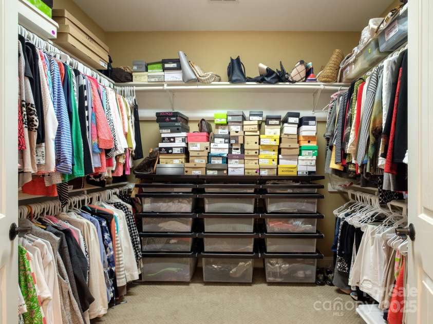 41 Annakesta Court, Brevard, NC 28712.  MLS# CAR4261233, YatesRealty ID 17587. 