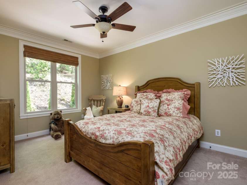 41 Annakesta Court, Brevard, NC 28712.  MLS# CAR4261233, YatesRealty ID 17587. 