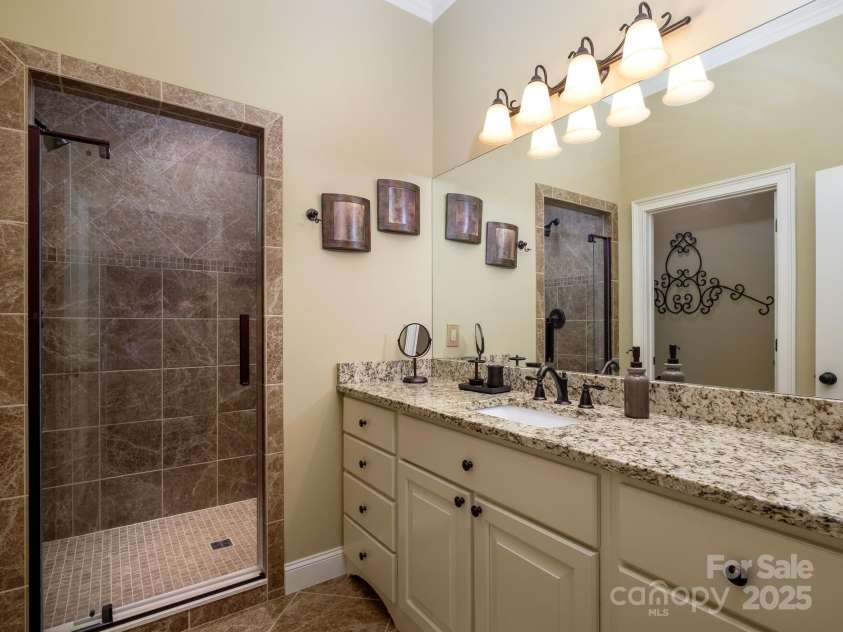 41 Annakesta Court, Brevard, NC 28712.  MLS# CAR4261233, YatesRealty ID 17587. 