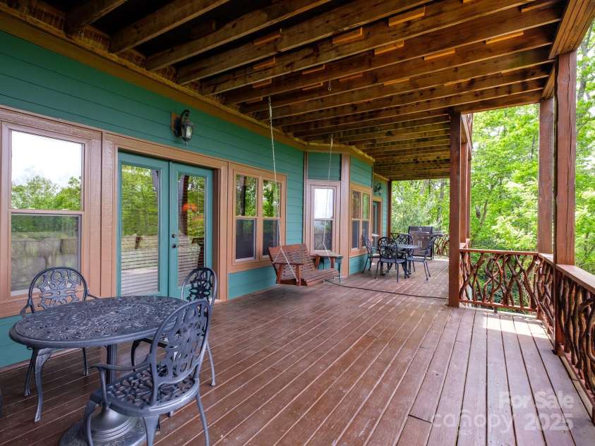 41 Annakesta Court, Brevard, NC 28712.  MLS# CAR4261233, YatesRealty ID 17587. 