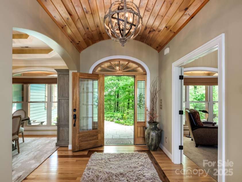 41 Annakesta Court, Brevard, NC 28712.  MLS# CAR4261233, YatesRealty ID 17587. 