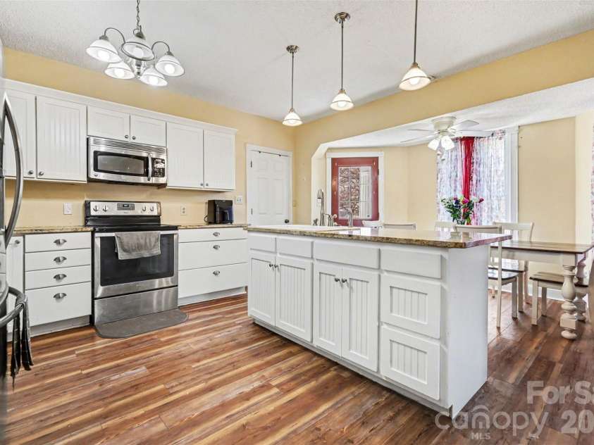 612 Ross Street, Marshville, NC 28103.  MLS# CAR4347589, YatesRealty ID 17587. 