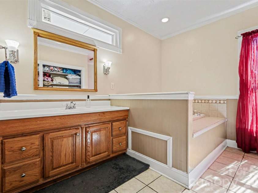 612 Ross Street, Marshville, NC 28103.  MLS# CAR4347589, YatesRealty ID 17587. 