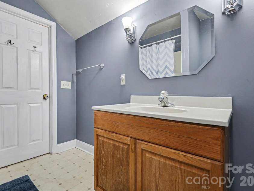 612 Ross Street, Marshville, NC 28103.  MLS# CAR4347589, YatesRealty ID 17587. 