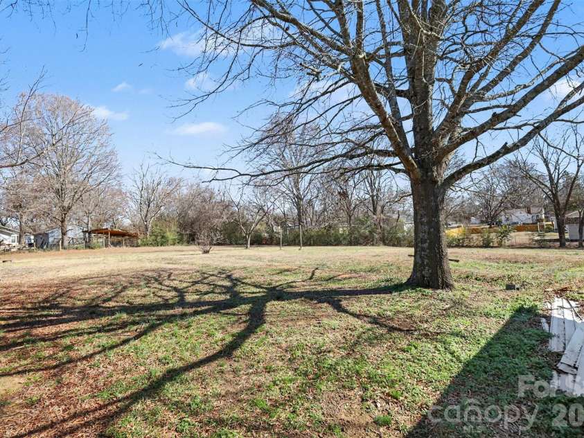 612 Ross Street, Marshville, NC 28103.  MLS# CAR4347589, YatesRealty ID 17587. 