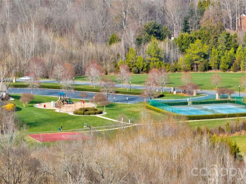 410 Deer Brush Lane, Waxhaw, NC 28173.  MLS# CAR4353567, YatesRealty ID 17592. 