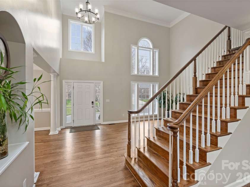 410 Deer Brush Lane, Waxhaw, NC 28173.  MLS# CAR4353567, YatesRealty ID 17592. 
